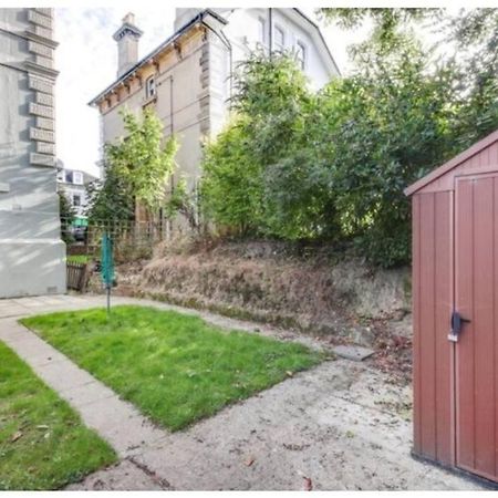 Central 2 Bedroom Garden Flat With Free Parking Royal Tunbridge Wells Luaran gambar