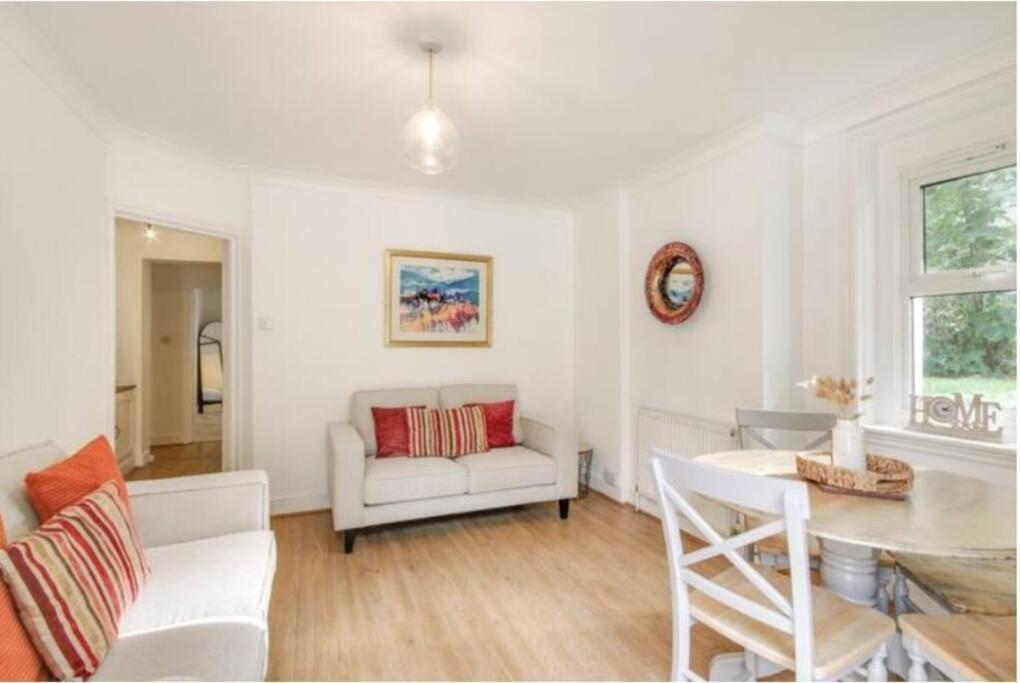 Central 2 Bedroom Garden Flat With Free Parking Royal Tunbridge Wells Luaran gambar